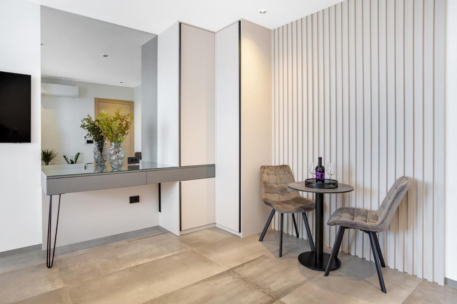 Fly Rooms Medulin - 50M From The Beach - New 2024 Room photo